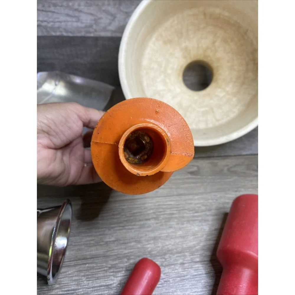 Victorio No. 200‎ Counter Top Hand Crank Vegetable Processor